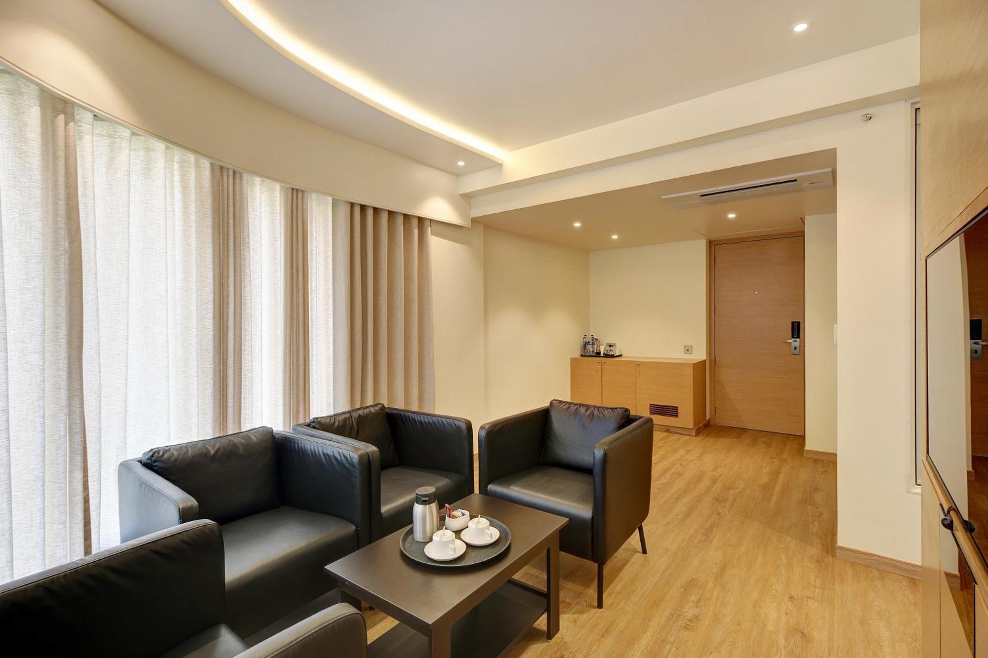 Hotel Mumbai House Ghansoli, Нави Мумбай Екстериор снимка