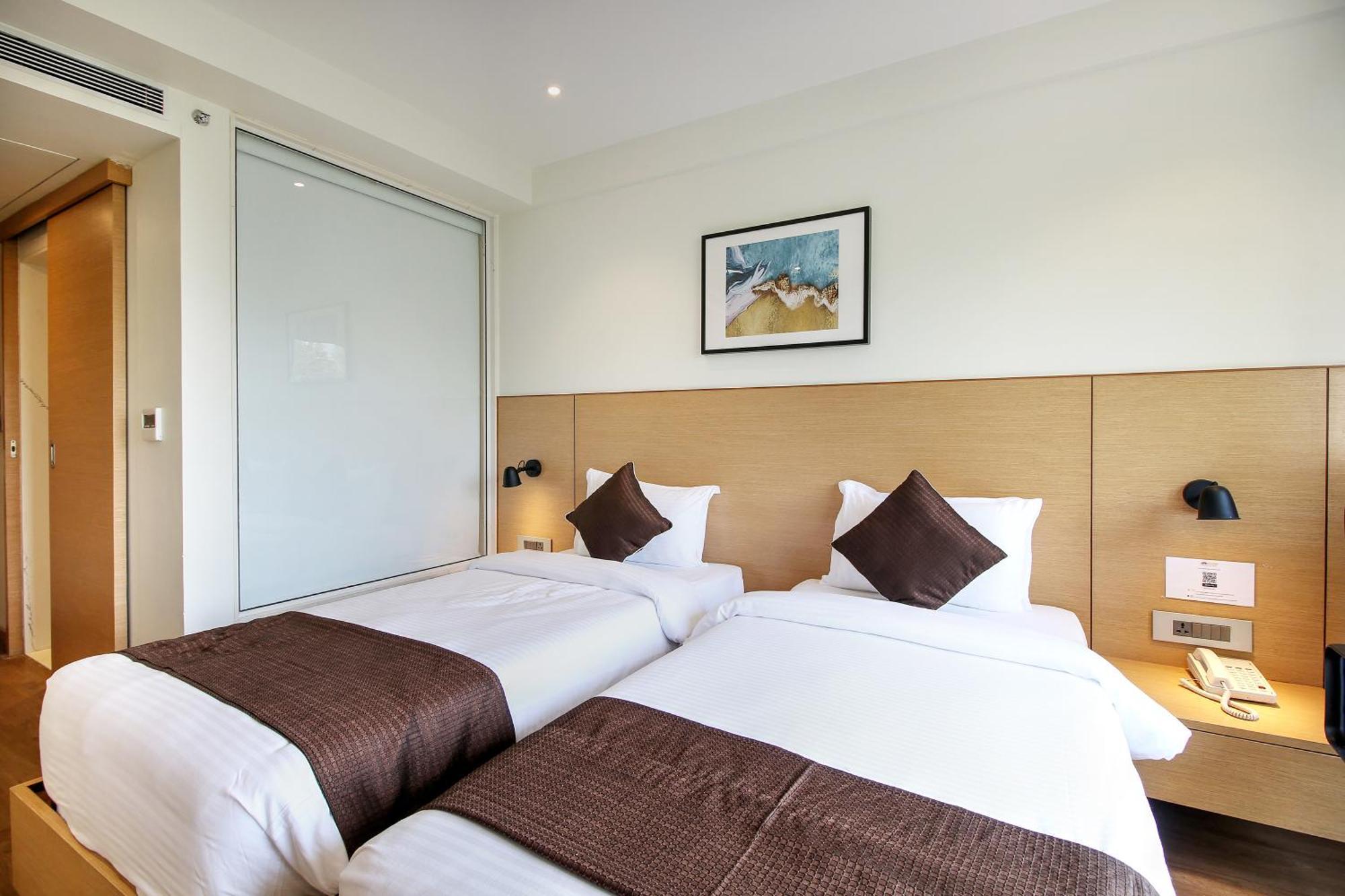 Hotel Mumbai House Ghansoli, Нави Мумбай Екстериор снимка