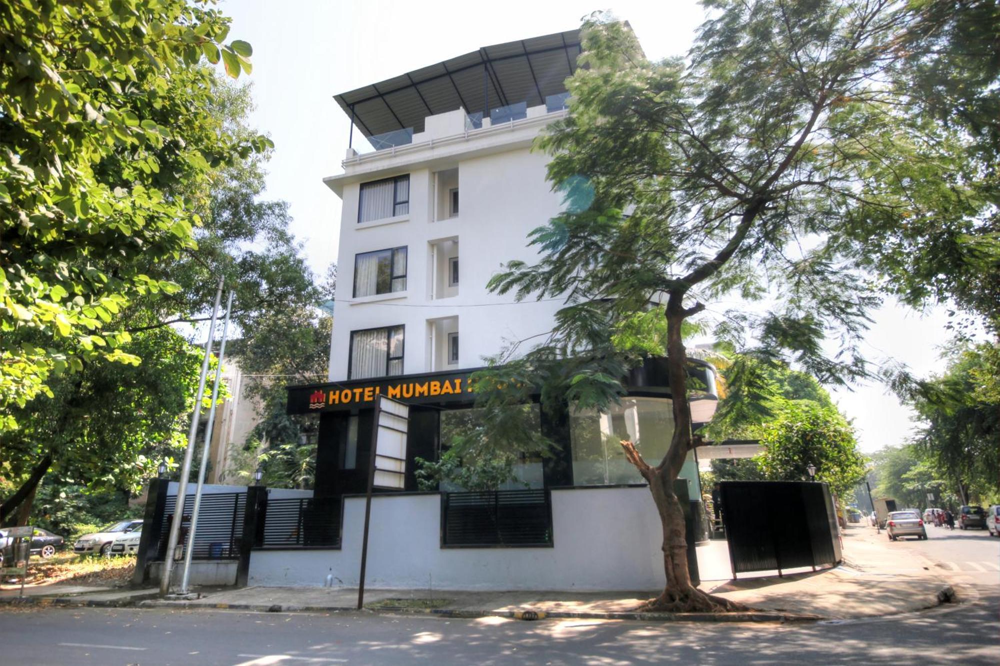 Hotel Mumbai House Ghansoli, Нави Мумбай Екстериор снимка